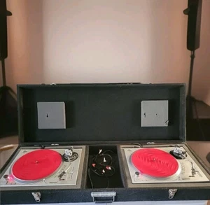 Vintage Gemini XL-500 II Turntables And Gemini Coffin Road Case Tested Excellent - Picture 1 of 8