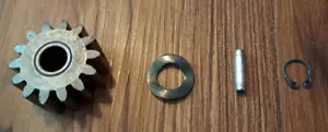 Used Yard Force Left Drive Gear 1003278001 with Partial Kit Hardware - Picture 1 of 3