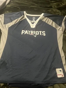 NEW ENGLAND PATRIOTS Women's Jersey Size 1X Majestic Bedazzled - Picture 1 of 5
