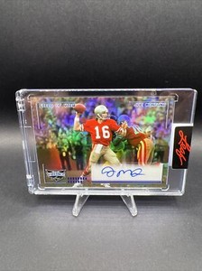 2023 Leaf Vibrance Field Of View Blue Auto Joe Montana /25