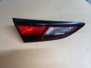 Vauxhall Astra K 5Dr 2015 - 2019 Passenger Left Rear Inner Light 39032996 B7 - Picture 1 of 3