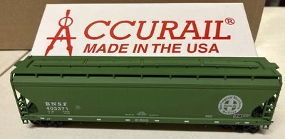 Accurail HO BNSF #2093 ACT 3-bay Centerflow, Assembled #5 Kadee Couplers - Image 1 of 4