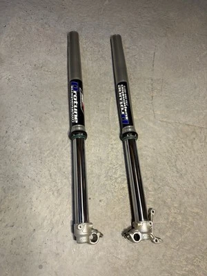  Horquillas delanteras Husqvarna FC 350 24187O5701 KTM SXF XCF XCFW FE FC 48 mm de diámetro  Foto 1 de 4