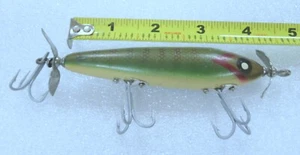Vintage Shakespeare ?? 4" Body Wooden Fishing Lure Green Perch Scale 2 Prop Bait - Picture 1 of 7