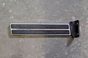 1965-1966 Ford Thunderbird Accelerator Pedal Gas Throttle 65 66 ORIGINAL - Picture 1 of 3