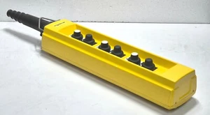 Estación de control colgante Telemecanique XAC-B691 6 pulsadores - Imagen 1 de 7