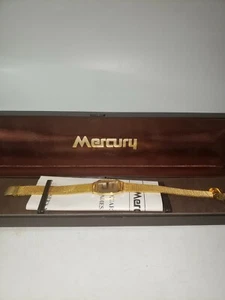 Reloj LCD Mercury vintage para dama no funciona - Imagen 1 de 3