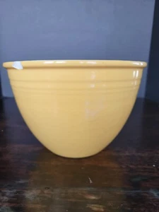 VINTAGE 8 3/4" HOMER LAUGHLIN FIESTA YELLOW #5 MIXING BOWL Grandma used - Picture 1 of 14