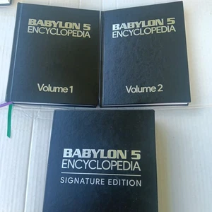 BABYLON 5 ENCYCLOPEDIA SIGNATURE EDITION MINT J. Michael Strazynski 2 Volumes - Imagen 1 de 16