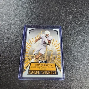 2023 Leaf Draft - Award Winners Bijan Robinson #12 (RC) - Picture 1 of 2