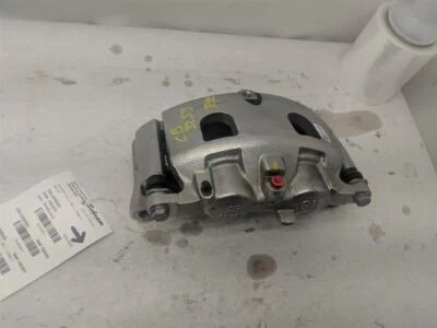 Pinza trasera derecha pasajero 85149301 para 2024 Silverado 2500 2836617 Foto 1 de 4