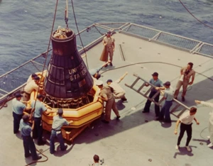 NASA Faith 7 L. Gordon Cooper Recovery 17. Mai 1963 Farbfoto 8x10 Kodak - Bild 1 von 4