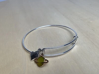 Brazalete Brazalete Plata Alex and Ani Rosa Corazón Y Saturno Dije Foto 1 de 2