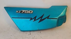 1976 KAWASAKI KZ750B KZ750 KZ 750 750B SIDE COVER PANEL BLUE heartbeat emblem - Picture 1 of 12