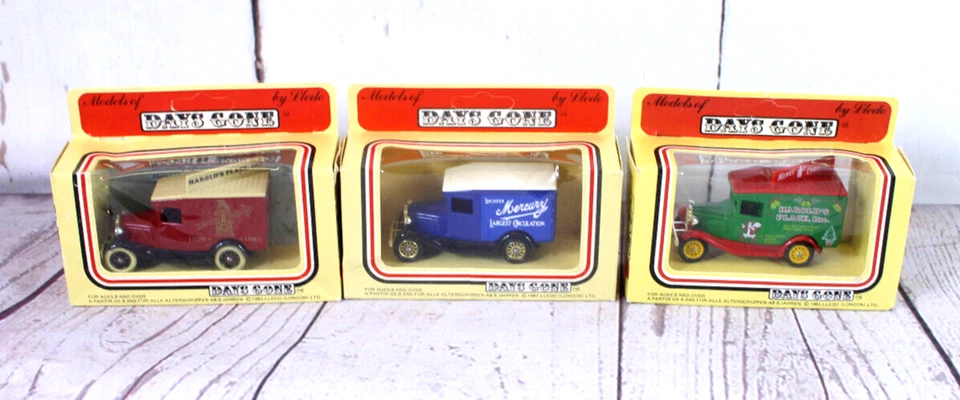3 Lledo Days Gone Ann Street Brewery, Harold's Place Inc, Diecast Toy Trucks - Image 1 of 4