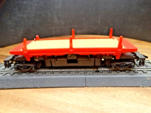 TYCO HO Scale 34' Remote Operating Side Dump Log Car - Picture 1 of 7