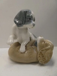 NAO LLADRO PORCELAIN 2 PLAYFUL PUPPIES DOGS STATUE FIGURINE - Picture 1 of 9