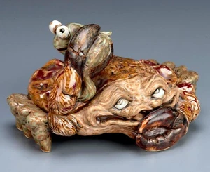 BURSLEM POTTERY GROTESQUE CRAB CALLED CLAUDE INSPIRED BY MARTIN BROTHERS - Picture 1 of 1