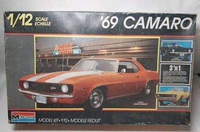 Monogram '69 Camaro 1:12 Model Car Kit 3 'n 1 Stock Strip Street 1988 - Image 1 of 4
