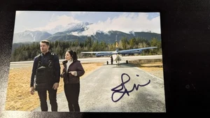 Signed 4x6 Photo of Fiona Rene – Star of “Tracker” & “The Lincoln Lawyer”! - Picture 1 of 1