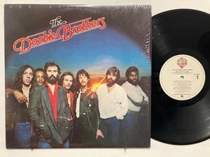 The Doobie Brothers – One Step Closer LP - 1980 - VG+/EX - Picture 1 of 2