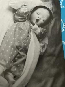 Muñeca bebé de porcelana Ashton Drake Twinkle Twinkle Little Star de Yolanda Bello - Imagen 1 de 7