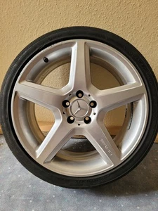 AMG Styling 3 Alufelge 8,5x19 ET25 !! defekt !! - Bild 1 von 5