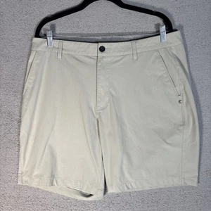 Vuori Meta Shorts Herren Gr. 36 Beige Golf Chino Khaki Preppy Athleisure - Bild 1 von 12