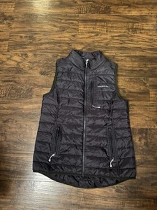 Chaleco Vineyard Vines Para Hombres Pequeño Negro Puffer Chaqueta Sin Mangas Cremallera Completa Ballena - Imagen 1 de 9