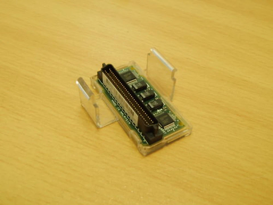 Original HP 289563-001 Ersatzteil: 68-pin SCSI Terminator Board für DL380 Server - Bild 1 von 1