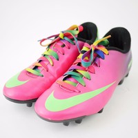 hot pink nike soccer cleats