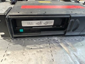 BMW 1 3 Series E81 E87 E90 E91 E92 6-disc CD Changer With Magazine 6977759 - Picture 1 of 4