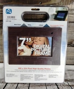 Audiovox 7" Woodgrain Digital Interchangeable Picture Frame DPF700~480x234 Pixel - Picture 1 of 9
