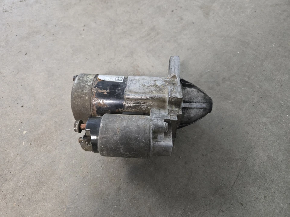 Стартер 2001-2003 Mazda Protege / Protege5 2,0 л - Изображение 1 из 3