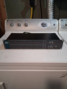 Ashly MQX-2310 2-Channel Stereo 31-Band Graphic Equalizer - Picture 1 of 8