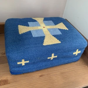 Vintage Church Chapel Prayer Kneeling Cushion Tapestry Kneeler 32 x 24cm x 12cm - Picture 1 of 14