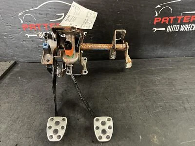 13-16 SUBARU BRZ CLUTCH & BRAKE PEDAL Foto 1 de 4