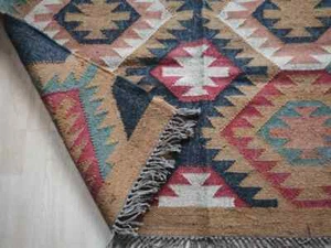 Großer Wolljute Kilim Navajo südwestböhmischer mehrfarbiger handgefertigter Flächenteppich - Bild 1 von 8