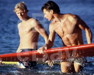 Big Wednesday (1978) Darrell Fetty, Jan Michael Vincent 10x8 Photo - Imagen 1 de 1