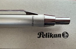 🔴 PELIKAN penna portamine cromato satinato METALLO matita mine 0,5 scrive - Imagen 1 de 9