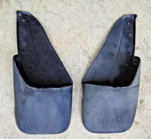 1996 - 2002 TOYOTA 4RUNNER REAR SPLASH GUARD MUD FLAP PAIR 76625 / 76626-35040 - Foto 1 di 13