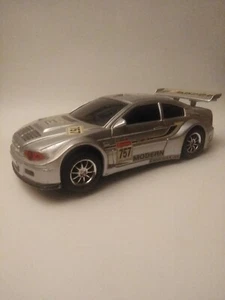 2008 BMW M6 1/18 silver unbranded plastic car for parts - Zdjęcie 1 z 6