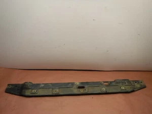 Jeep    Cherokee    84-01    Upper    Radiator Mount    Factory   - Bild 1 von 5