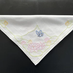 Vintage - Linen - Embroidered Table Cloth - Water Lily Design 107cm x 107cm - Picture 1 of 7