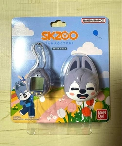 Stray Kids SKZOO TAMAGOTCHI Wolf Chan JUEGO DE ESTUCHE SIN TARJETA FOTOGRÁFICA - Imagen 1 de 3