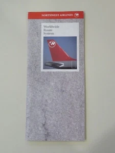 Northwest Airlines Worldwide Route System Folder with Airport Diagrams 1990 = - Bild 1 von 6