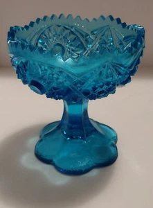 Vintage Kemple Wheaton Blue Star Burst Saw Tooth Pedestal Candy Dish Bowl - Picture 1 of 6