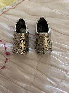 Antique Miniature Dutch ShoesSolid Silver Embossed  Design Netherlands Pair 1.5” - Picture 1 of 9