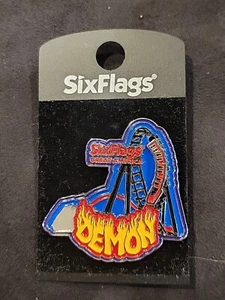 Spilla risvolto Six Flags Great America The Demon Golia American Eagle Whizzer - Foto 1 di 4