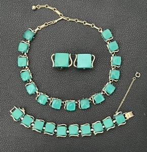 Coro Necklace Clip on Earrings Bracelet Moonglow Lucite Teal Green Blue Set - Picture 1 of 13